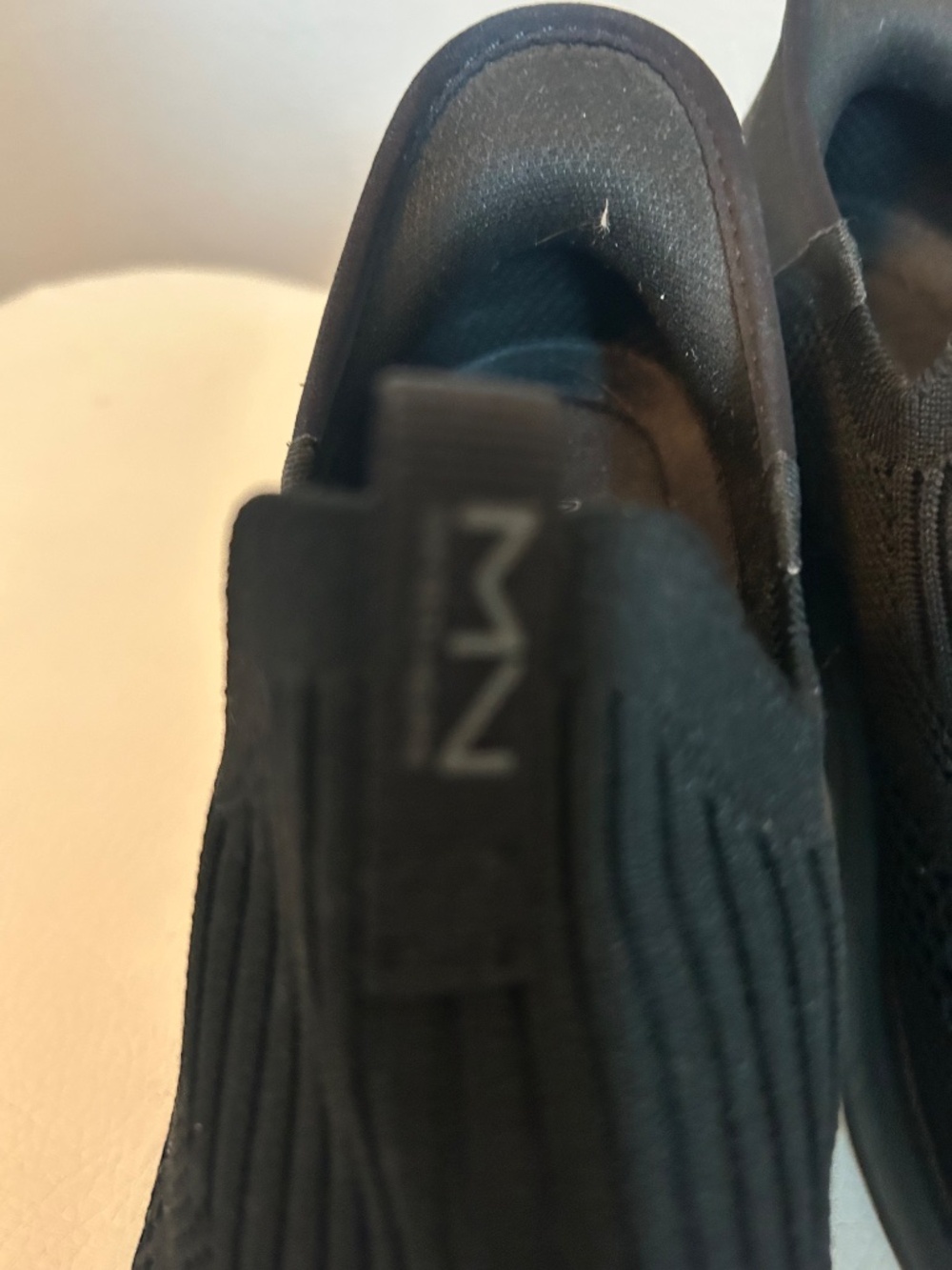 Sketchers Slip on Shoes - Picture 3 of 7
